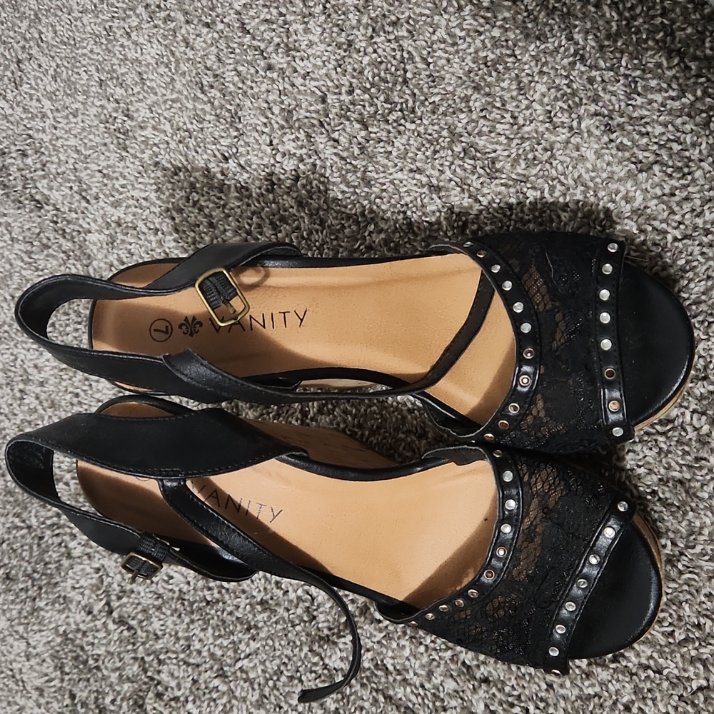 Wedge heels - Picture 3 of 3